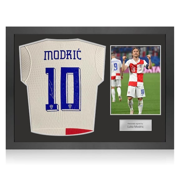 ルカ・モドリッチ サイン入り クロアチア 2024 オーセンティックマッチ