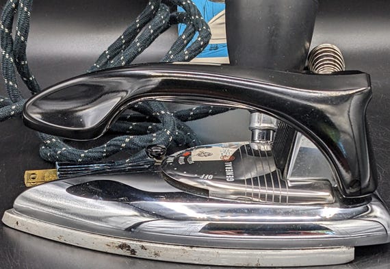 Vintage GE Portable Chrome Steam Iron F19 With Bulb, Instructions