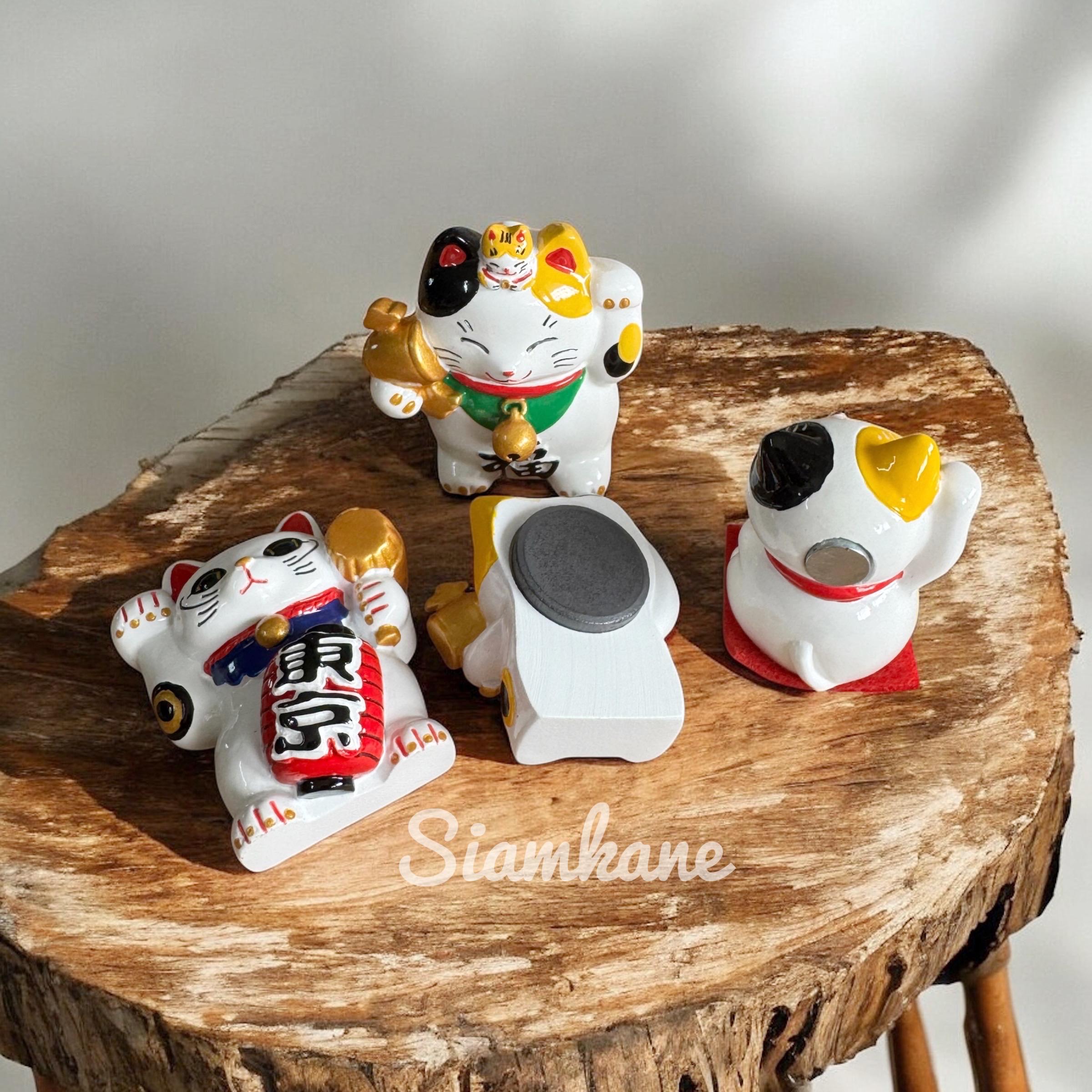 Japanese Magnets , Kabuki and Lucky Cat Memory of Japan Size 6 Cm
