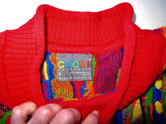 COOGI Australia Sweater Very ROOMY Mens S - M Multi Color REDS