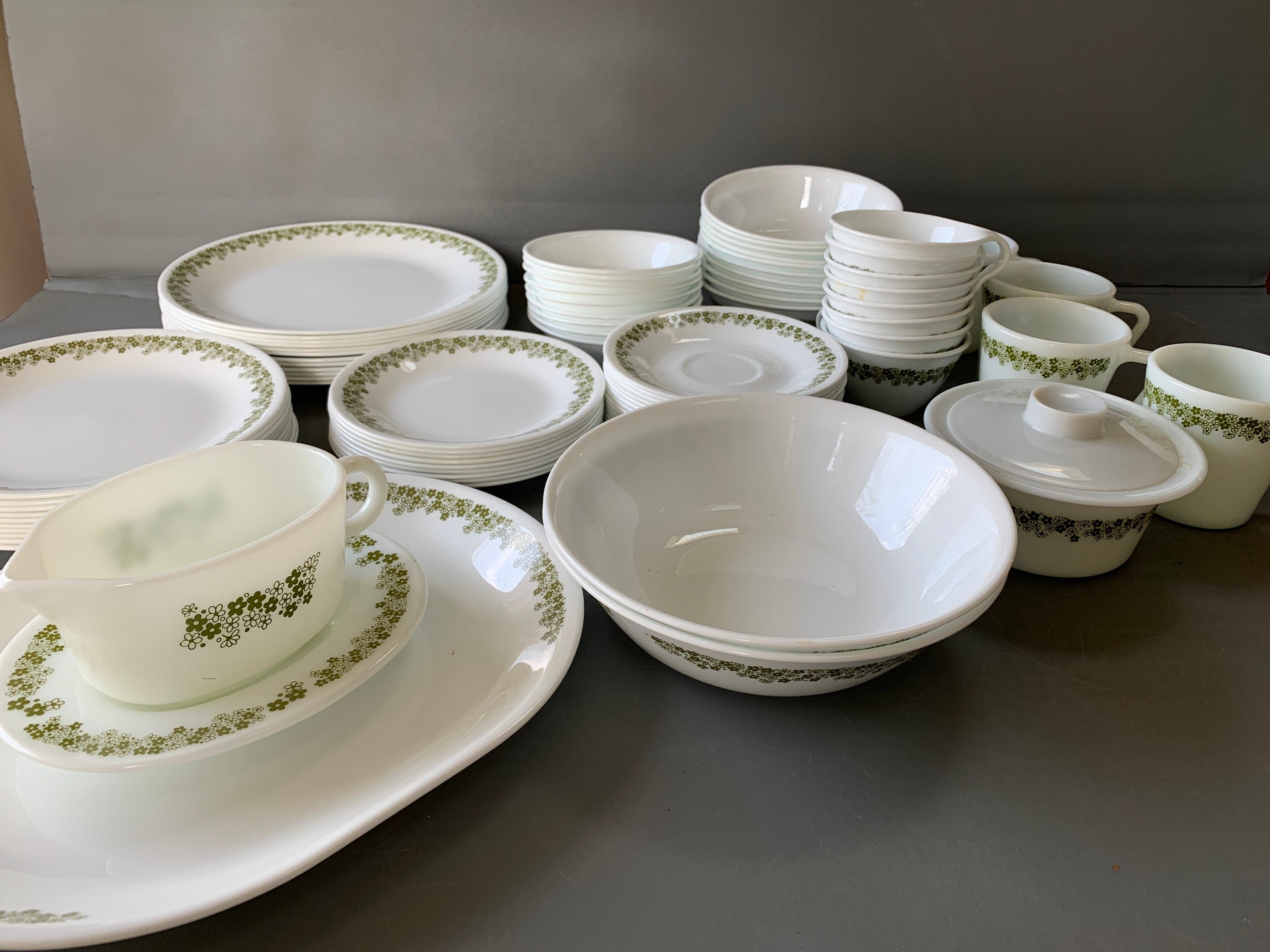 Choose Your Corelle Spring Blossom/crazy Daisy Dinnerware - Mix