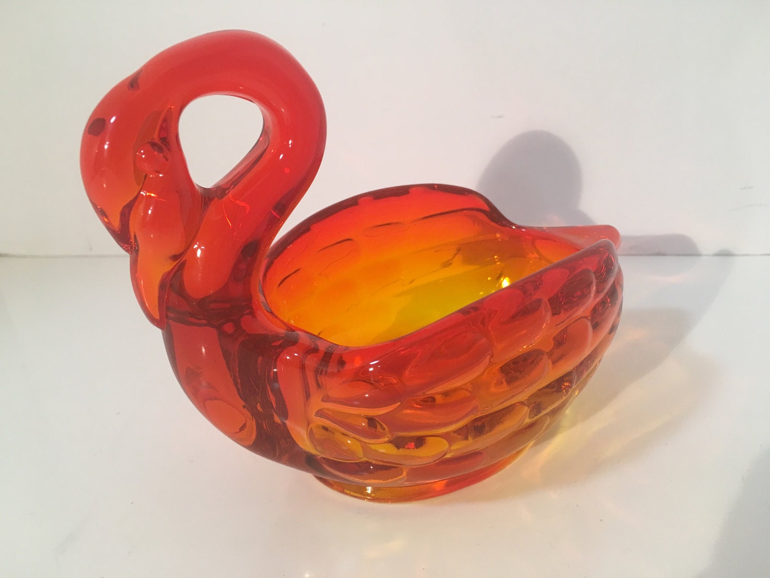 ウランガラス スワン キャンディディッシュ ウランガラス スワン