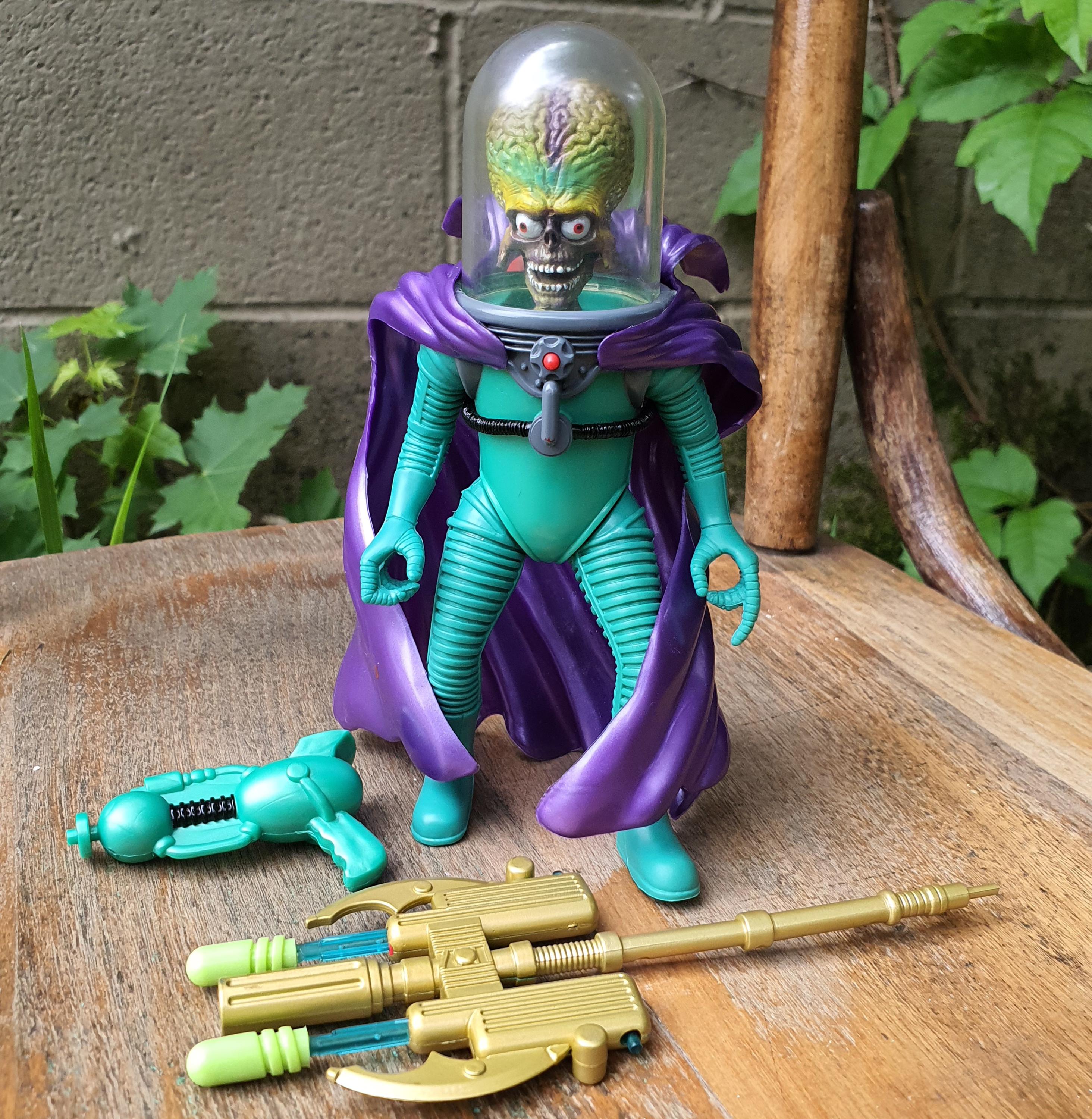 Vintage 1996 MARS ATTACKS Action Figure-martian Leader Action