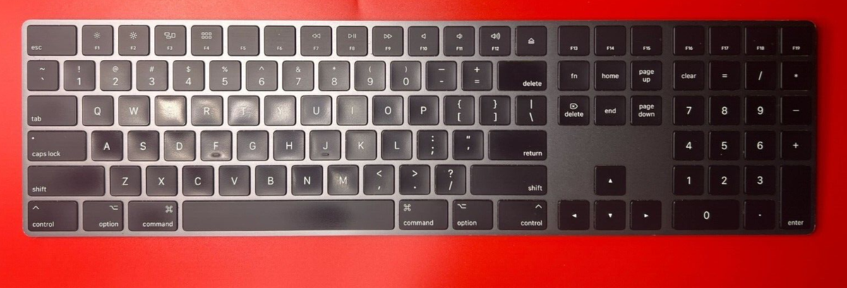 APPLE MAGIC KEYBOARD WITH NUMERIC PAD (A1843) - BLACK-USED | eBay