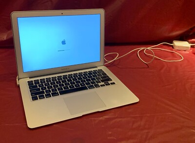 Apple MacBook Air 1.7 GHz Core i5 13