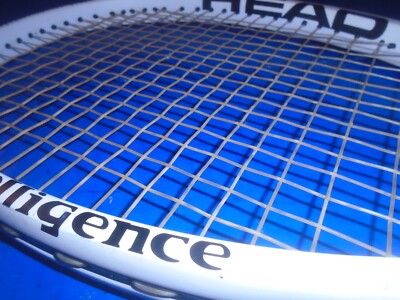 Head Intelligence i.s2 Oversize (107) Tennis Racquet. 4 1/4. 9.5