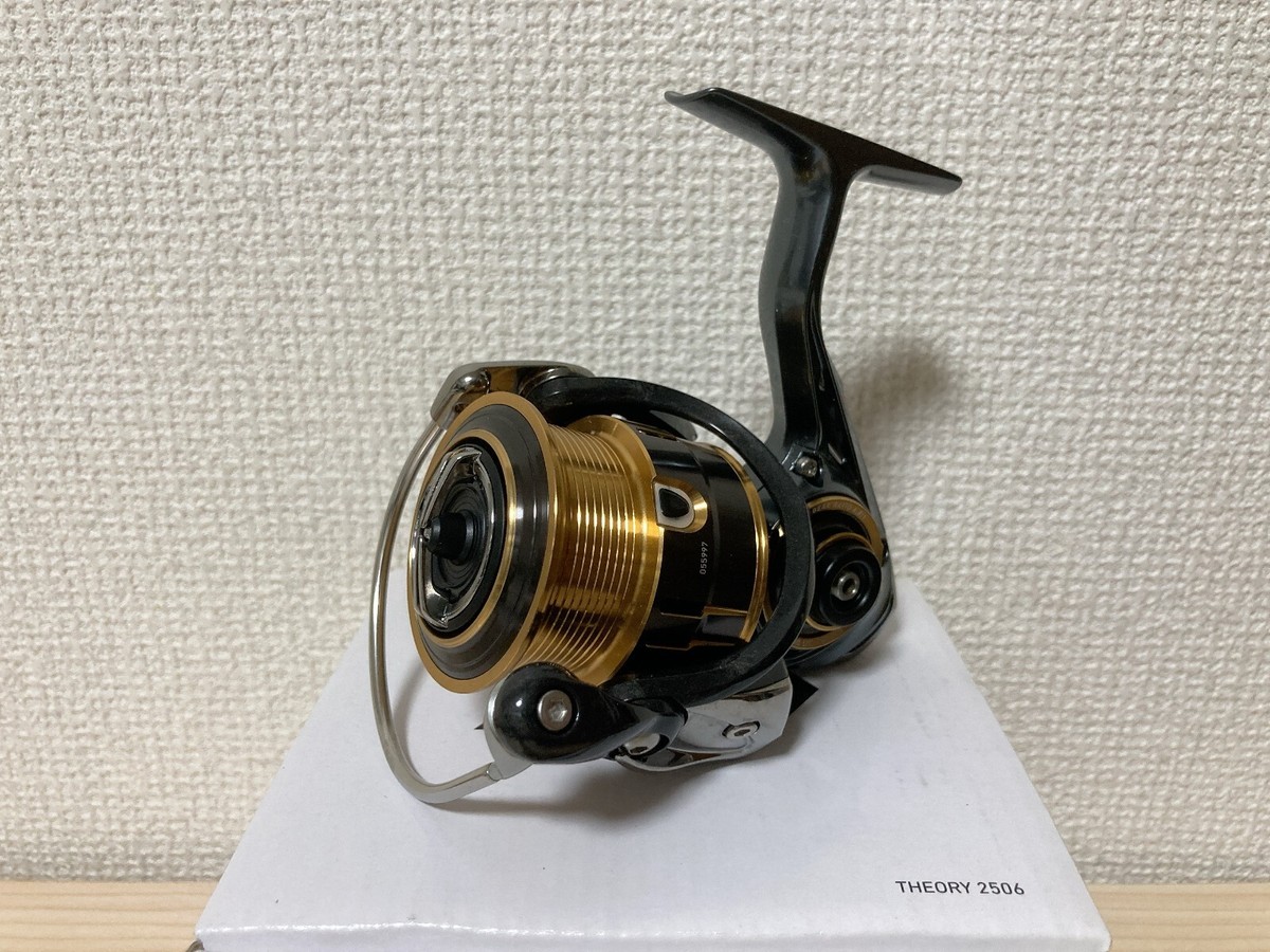 Daiwa 17 THEORY 2506 Spinning Reel IN BOX | eBay