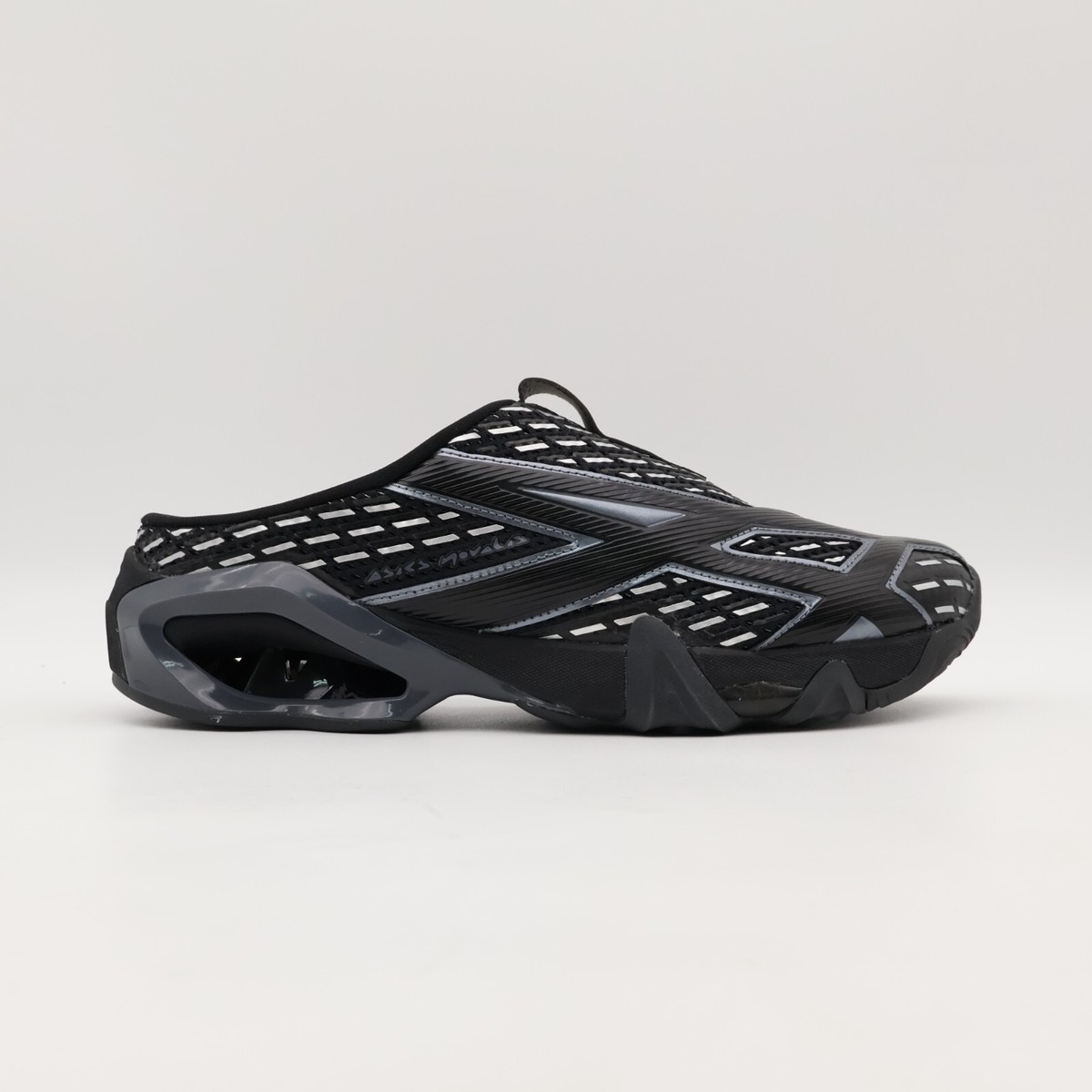1203A500-001 Kiko Kostadinov Asics Novalis Gel-Styrax Black Silver