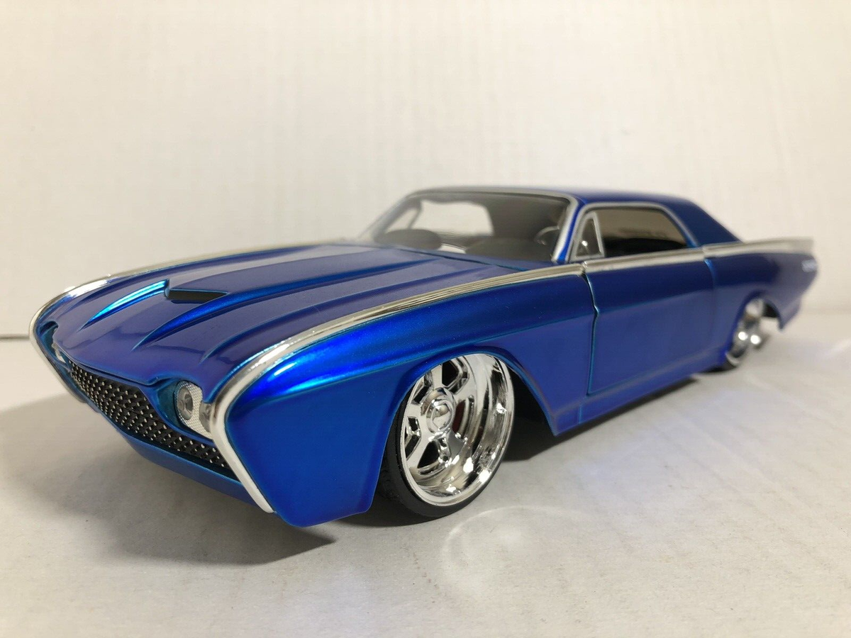 JADA DUB OLDSKOOL 1963 FORD THUNDERBIRD BLUE 1:24 DIECAST MODEL