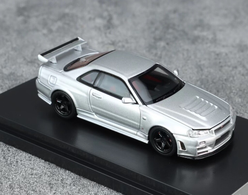 MH 1:64 Silver JDM Skyline GTR R34 Z-Tune Sports Model Diecast