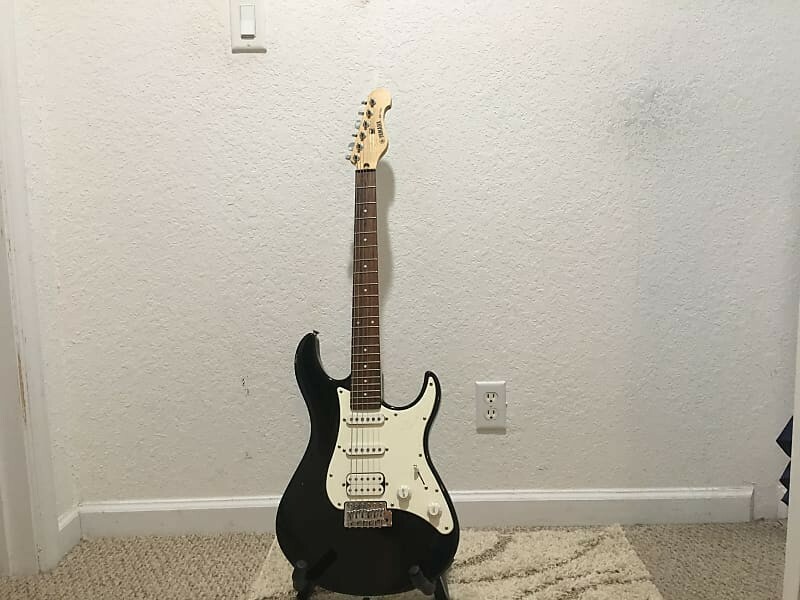 Yamaha EG112c Black Solidbody Electric Guitar | eBay