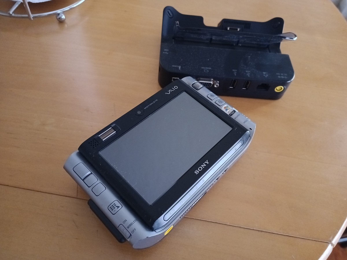 Sony VAIO VGN-UX180P 4.5in. (30GB, Intel Core Solo, 1.2GHz, 512MB