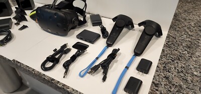 HTC Vive VR Headset Complete Set Full Kit System Virtual Reality