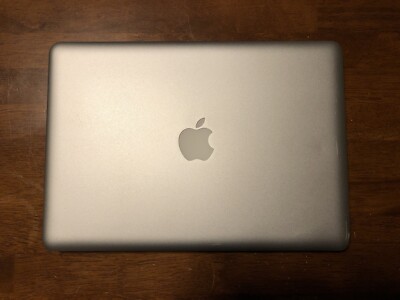 Apple Macbook Pro 13 inch Early 2011 2.3 GHz Intel Core i5 16GB