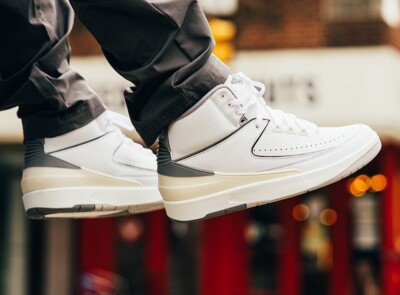 Jordan 2 Retro 'White Cement' Grey Sail Black DR8884-100 Men's 8
