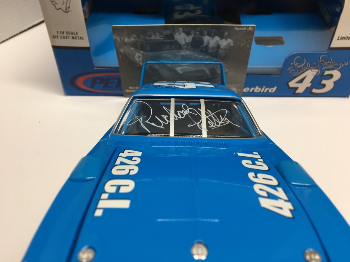 RICHARD PETTY DALE INMAN AUTOGRAPHED #43 1970 PLYMOUTH SUPERBIRD 1