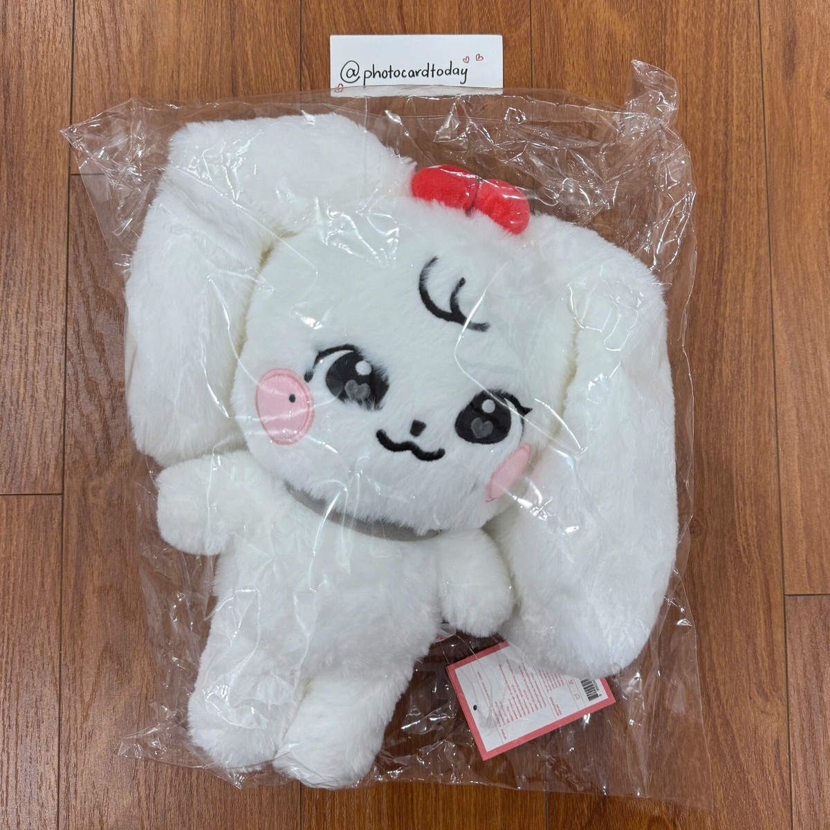 IVE - MINIVE POP-UP STORE 2025 'MINIVE SCHOOL' in SEOUL MD ONLINE