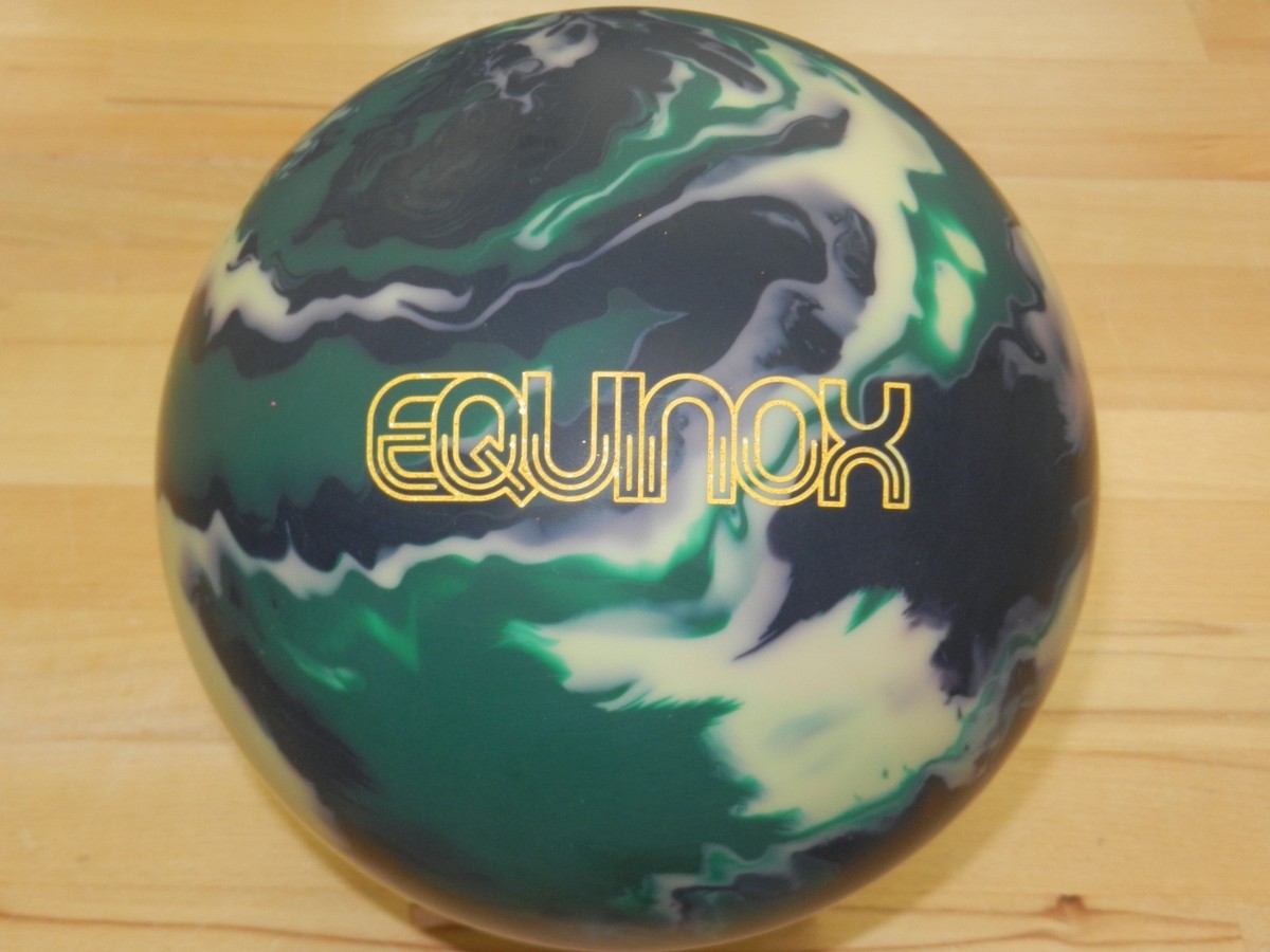 NIB 12# Storm Equinox Solid Bowling Ball w/Specs of 12.1/2-2.5