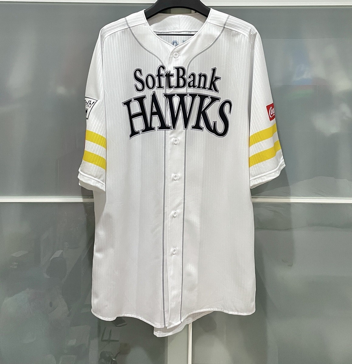 MAJESTIC NPB FUKUOKA SOFTBANK HAWKS JAPAN BASEBALL GAME ISSUED