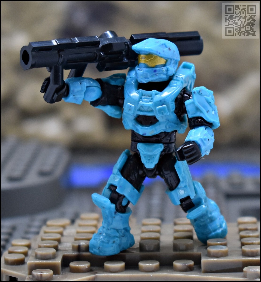 HALO MEGA BLOKS TEAL CYAN SPARTAN MARK VI 2014 NYCC EXCLUSIVE MINI