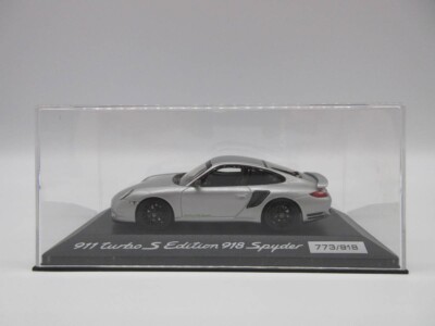 1:43 Porsche 911 Turbo S Edition 918 Spider minicar Diecast Model
