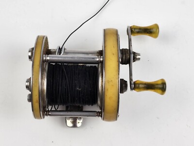 Vintage Shakespeare President 1970 Model FK Bait Casting Reel RH w