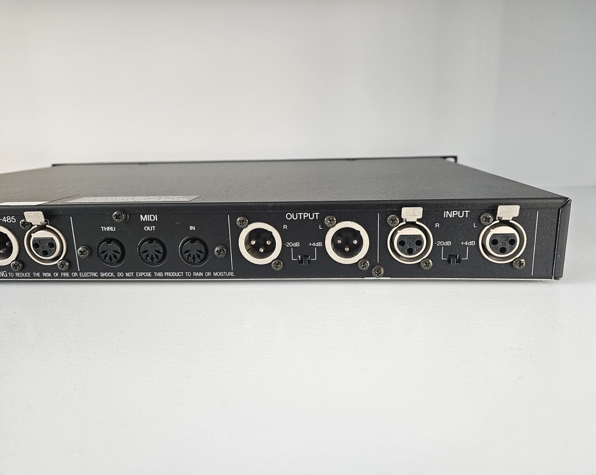 Yamaha YDG2030 Graphic Equalizer Guitar Effect Rack Unit Ac100v