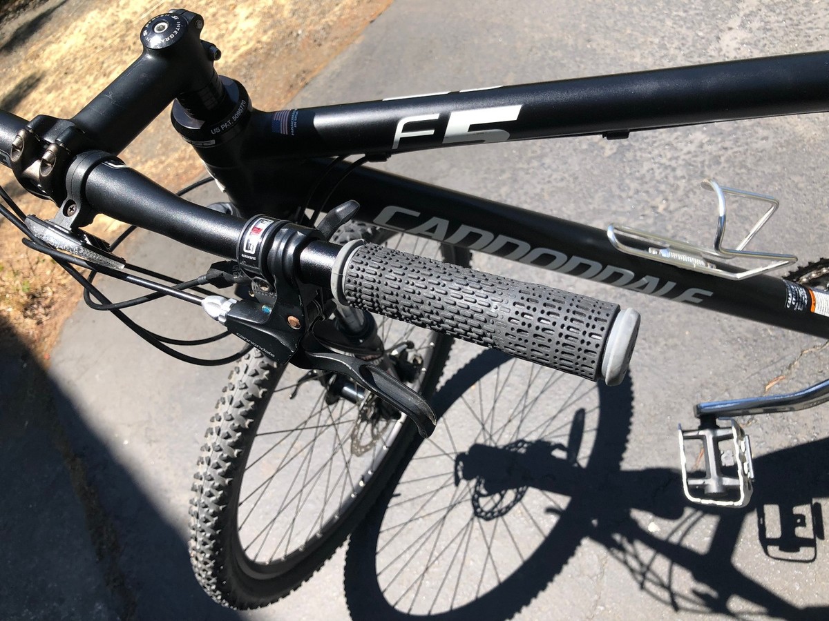 Cannondale F5 Mountain Bike - Frame Size L / 26