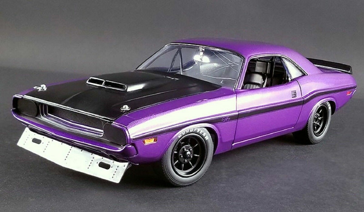 1/18 1970 Dodge Challenger R/T Plum Crazy Purple Street TA Made By