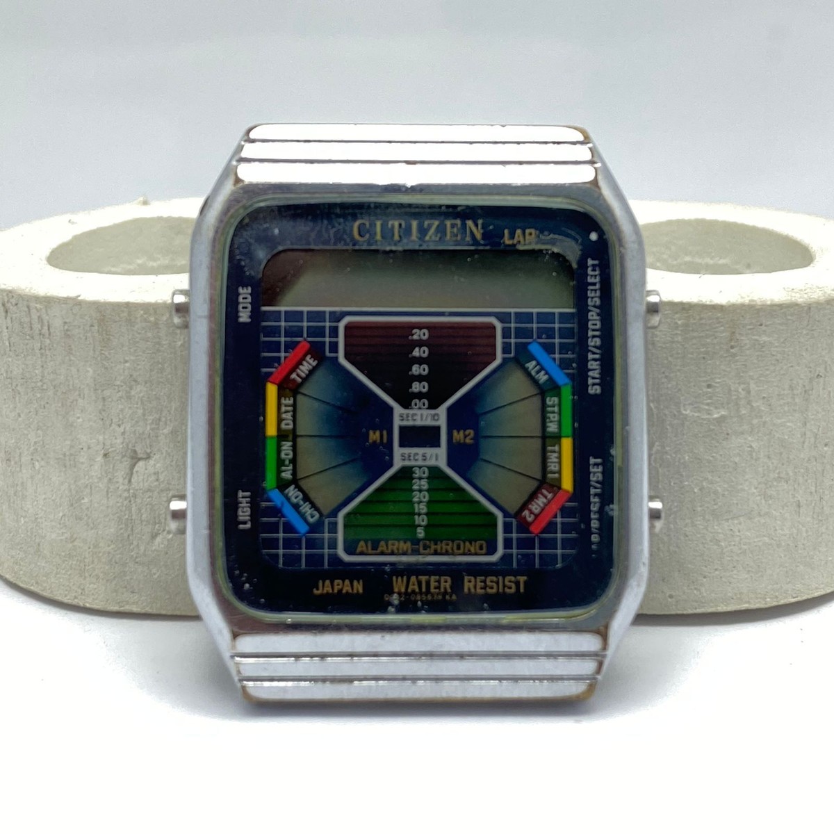 Citizen DQ-5152 Colour Graphic D042-086902 Digital Vintage Watch