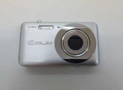 Casio Digital Camera Exilim Z800 Silver Ex-Z800Sr 1410 Million