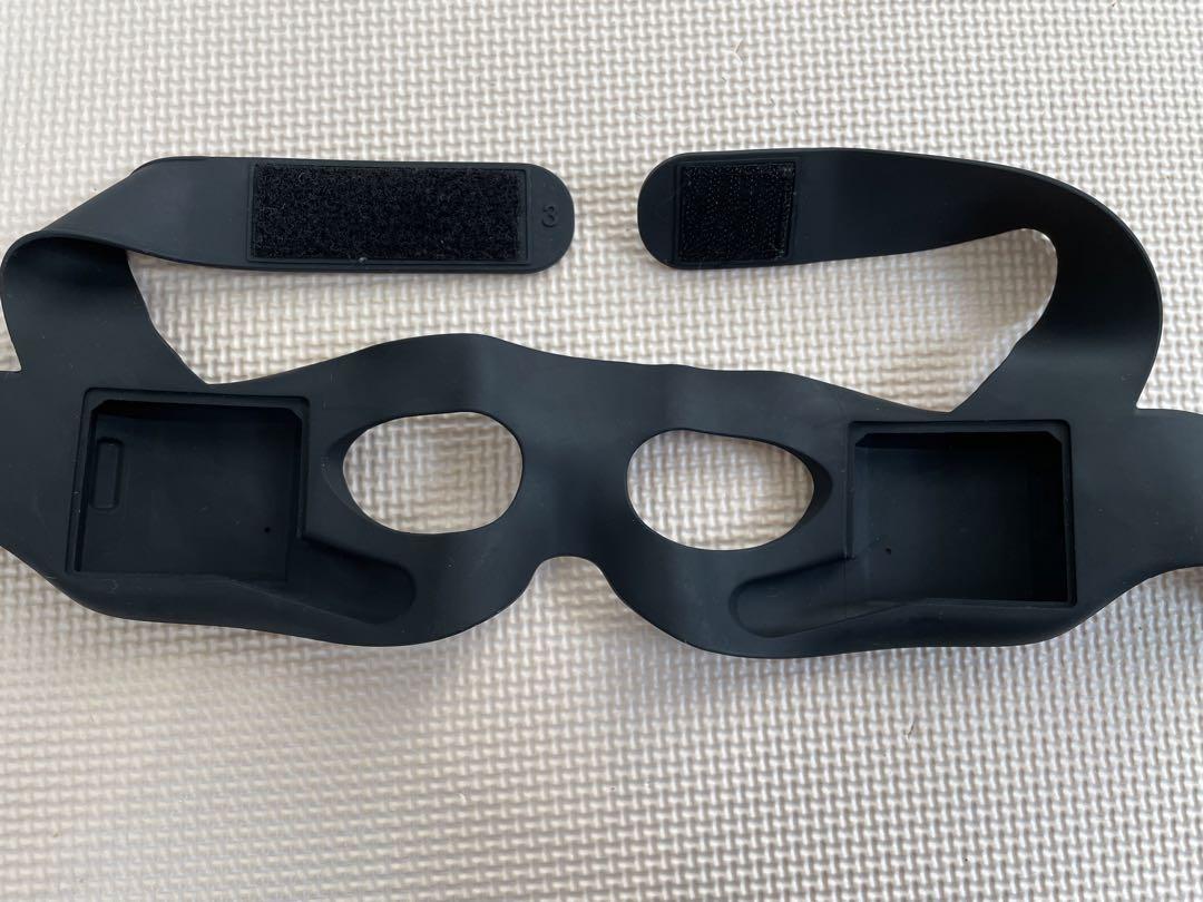 YA-MAN Medi Lift Eye Care EPE-10BB Massage equipment for Eye