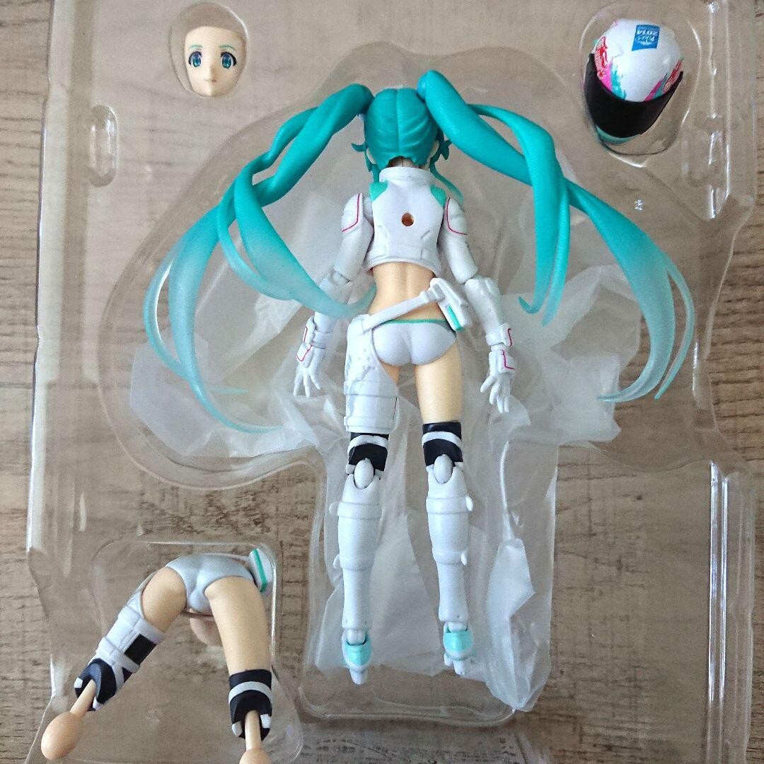 Hatsune Miku vocaloid figure Racing Miku 2014 EV MIRAI ver figma