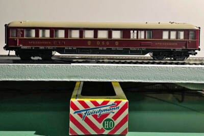 HO FLEISCHMANN 1503 DSG GERMAN SPEISEWAGEN DINING CAR RESTAURANT
