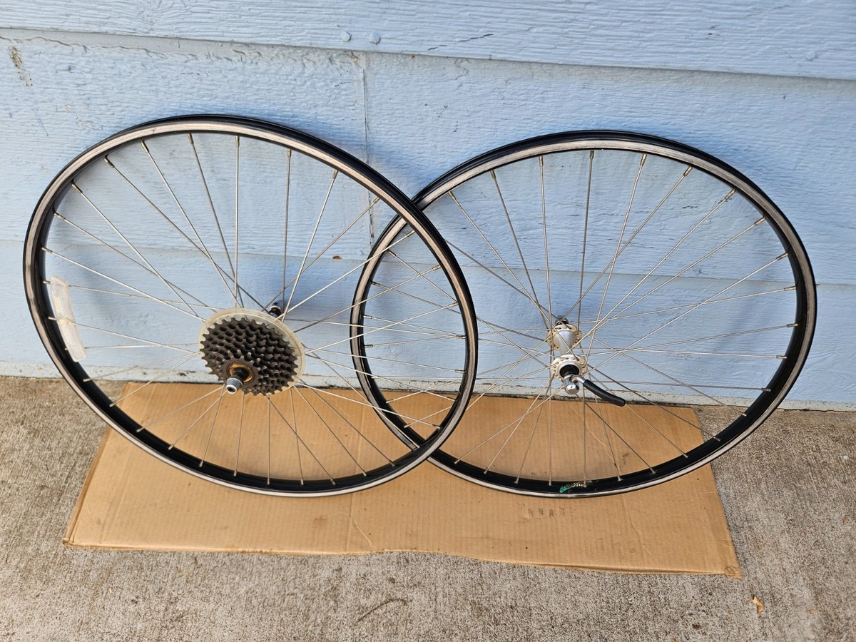 Araya RM-20 Mountain Bike Wheelset w/ 32h Suntour Hubs 7sp