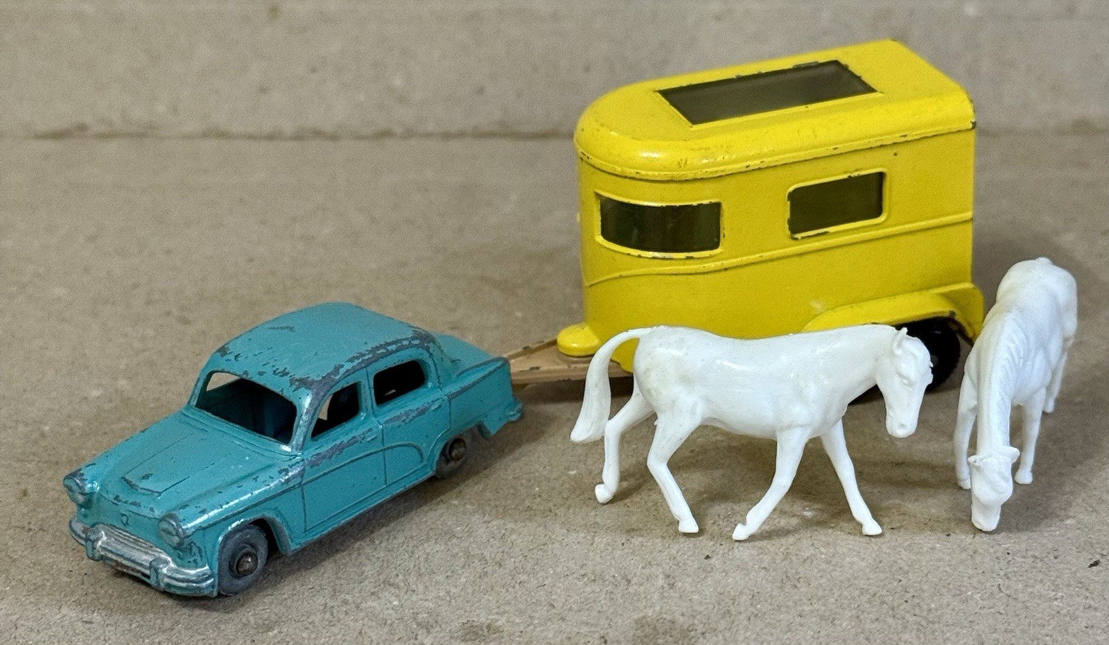 Matchbox 36a, Austin Cambridge A50 - Free Price Guide & Review