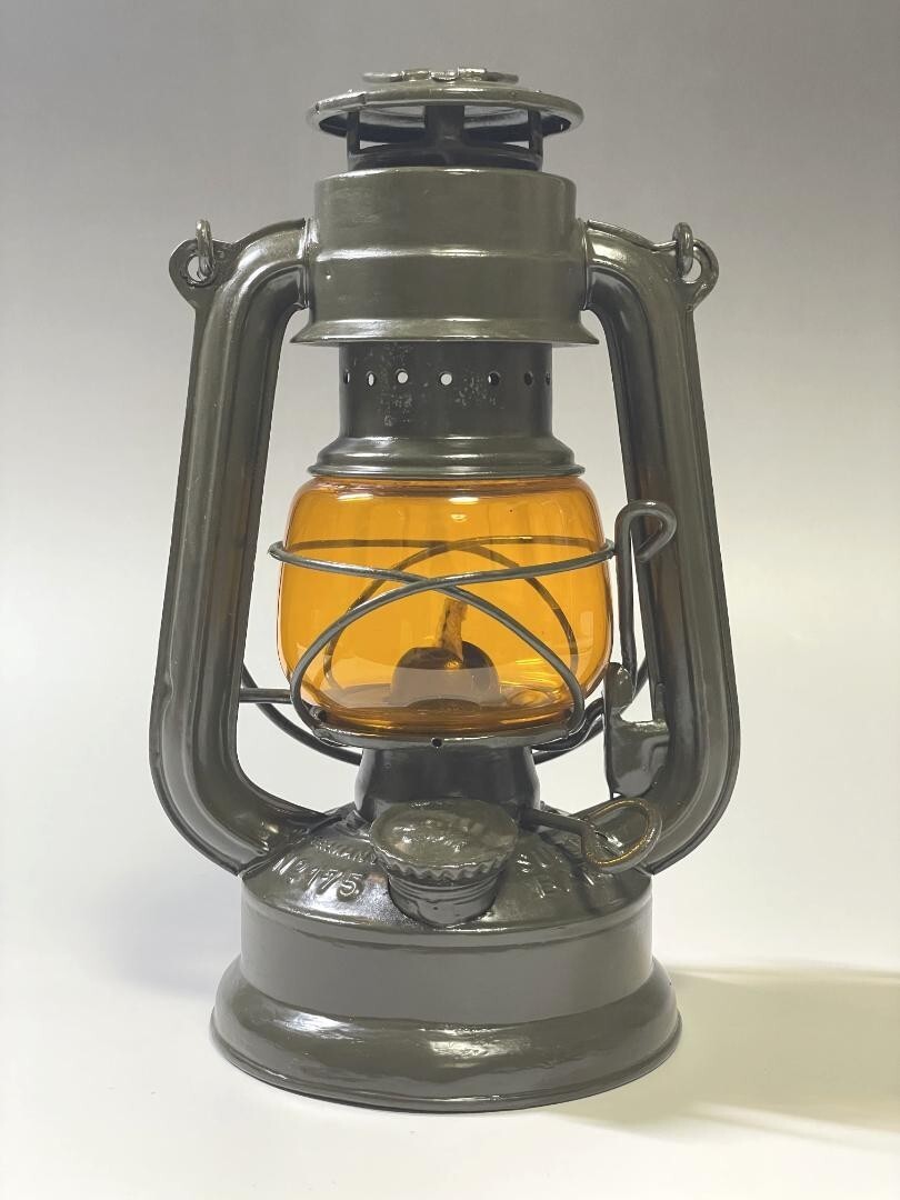 ライト・ランタン FEUERHAND 175 SUPER BABY ライト・ランタン