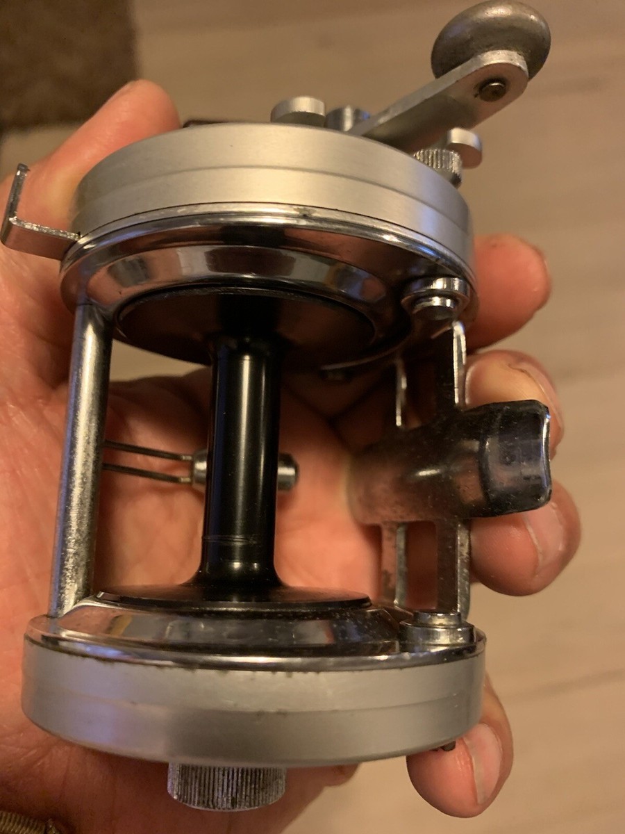Dam Quick 800B Champion High Speed Made In German Bait Cast Reel