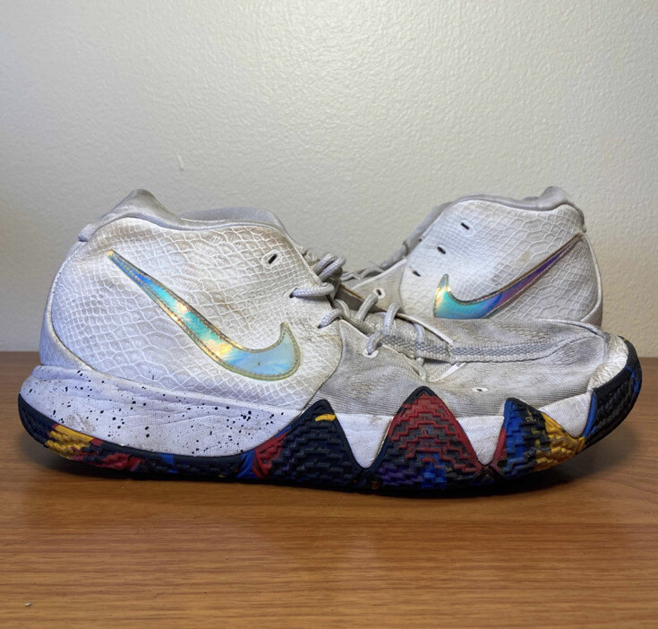 Nike Kyrie 4 NCAA Tournament March Madness Size 13 Sneakers Shoes