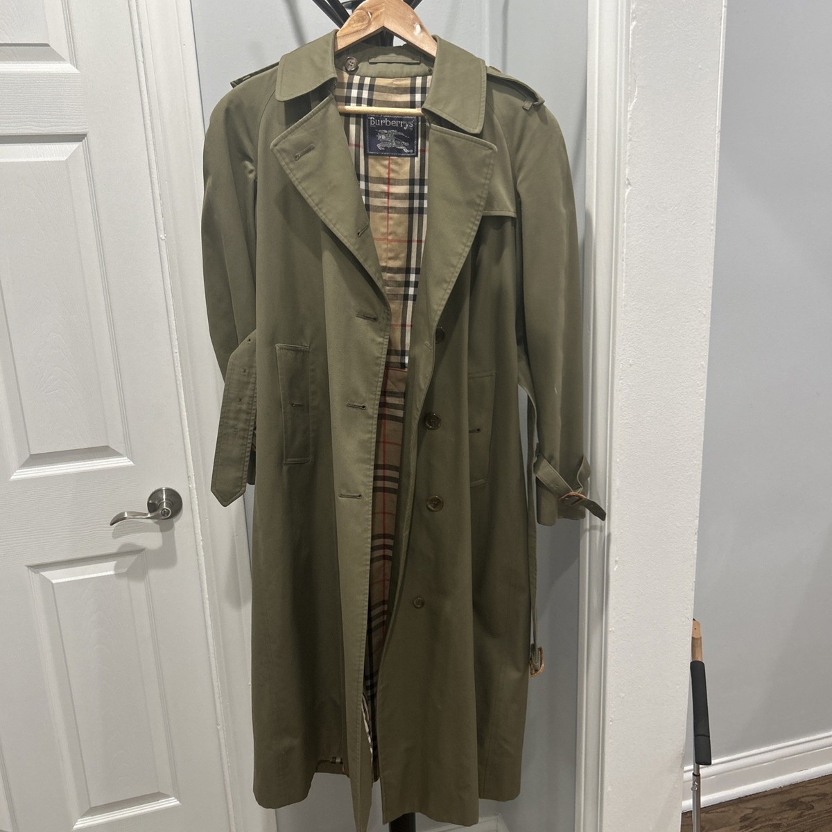 Vintage 1980s Burberry Waterloo Trench Coat - Women's size - 8