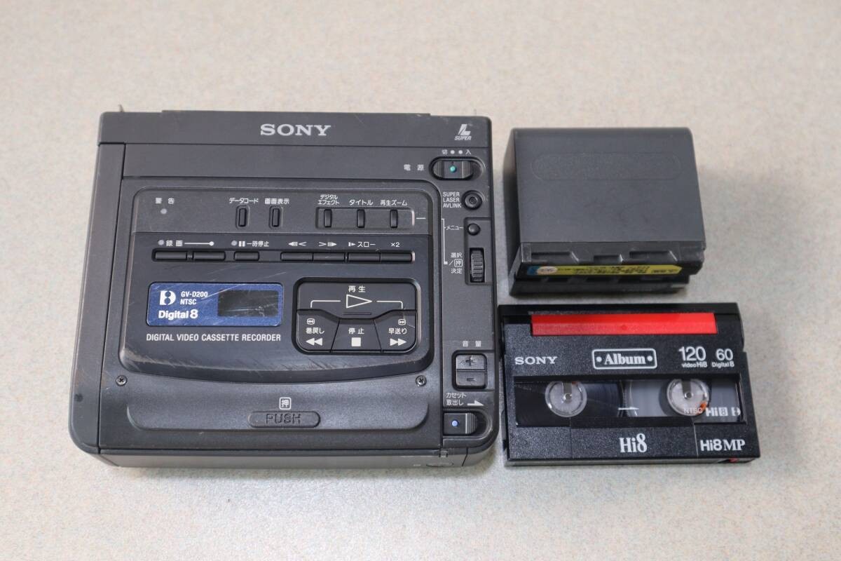 Sony GV-D200 Digital8 Hi8 Video8 Digital 8 Player Recorder Deck