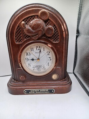 Vintage 1987 Disney Mickie Mouse Clock. Seiko Quartz 60th