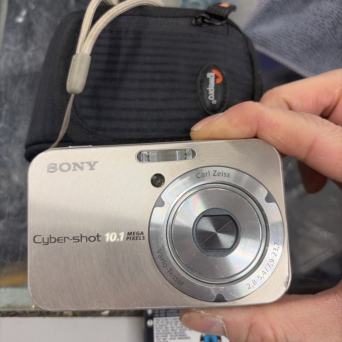 Sony Cyber-shot DSC-N2 10.1MP Digital Camera - Gold for sale