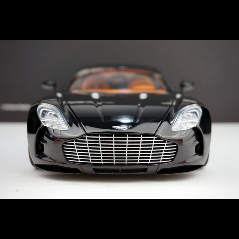 AUTOart 1:18 Scale Aston Martin ONE77 Black Alloy Diecast Car