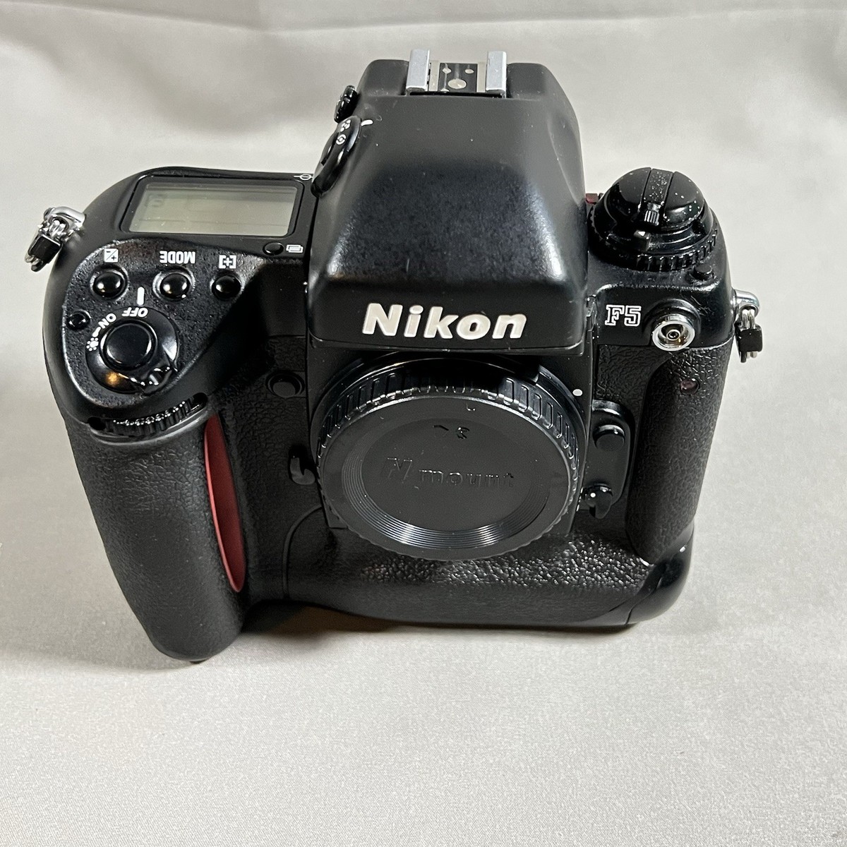 Nikon F5 + DP-30 35mm SLR Film Camera Body Only Fully Working
