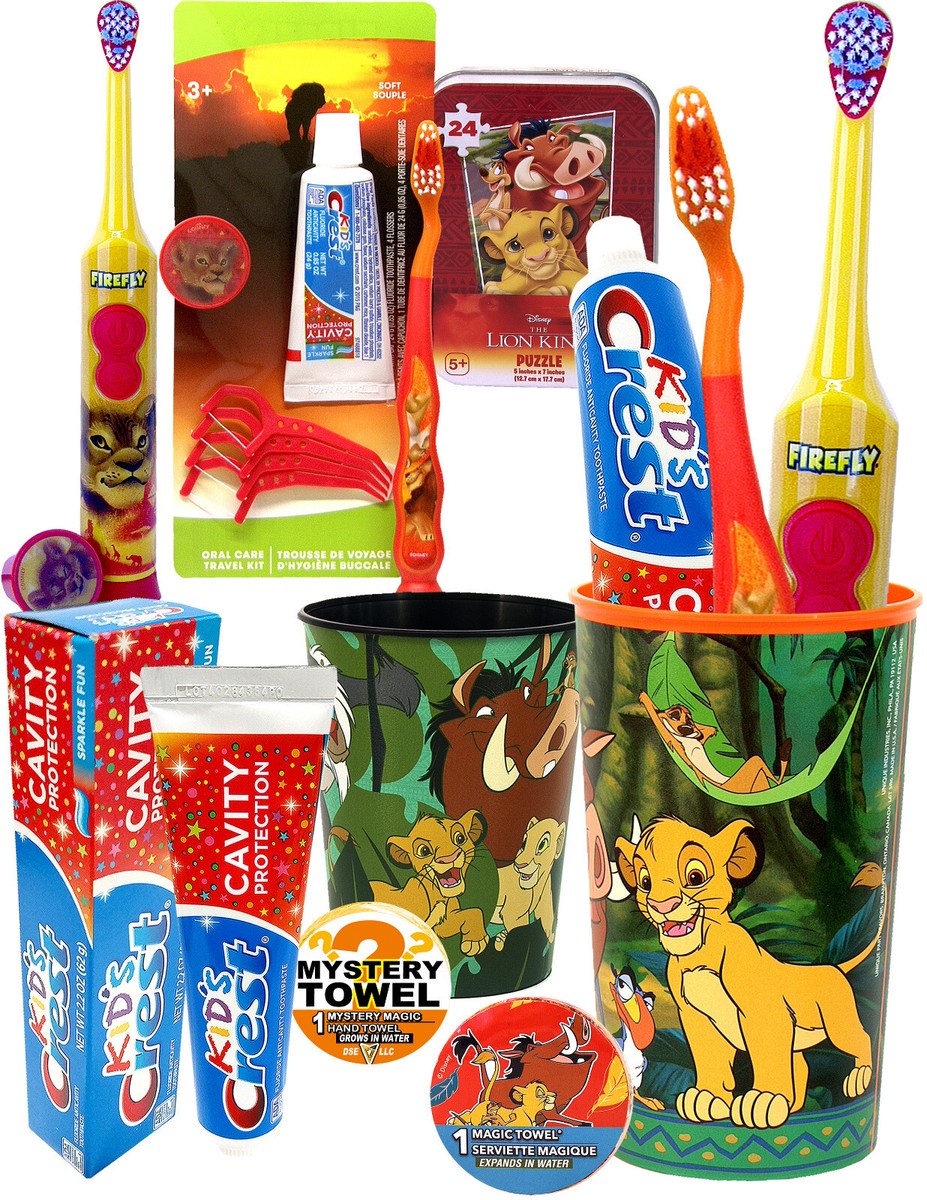 Lion King Deluxe 8pc Oral Care Kit with DSE Bonus Mystery Towel