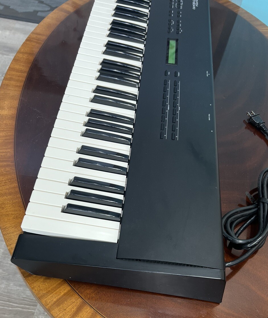 Roland U-20 RS-PCM 61 Key Synthesizer Keyboard-(Working But 10 Key