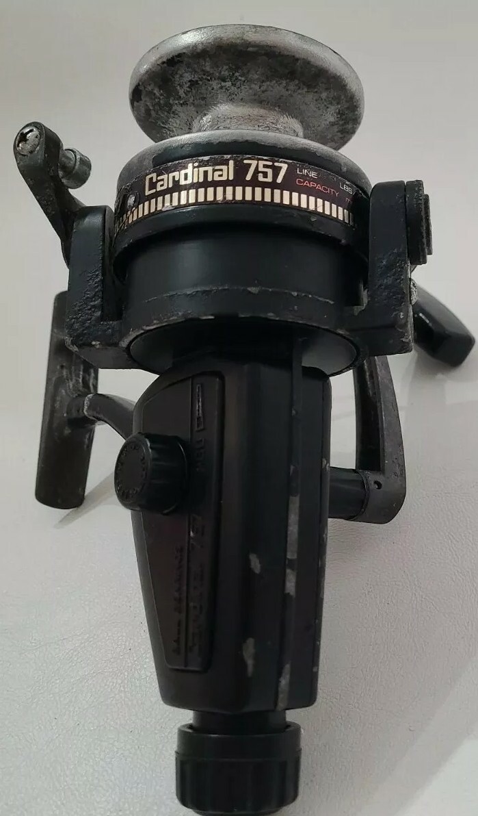 Fishing Reel ABU Garcia Cardinal 757 Vintage Made in Japan Old