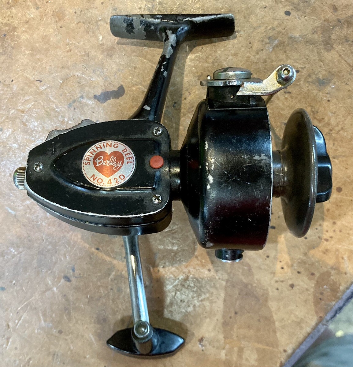 Vintage Berkley 420 • Spinning Fishing Reel • Made in USA & Japan