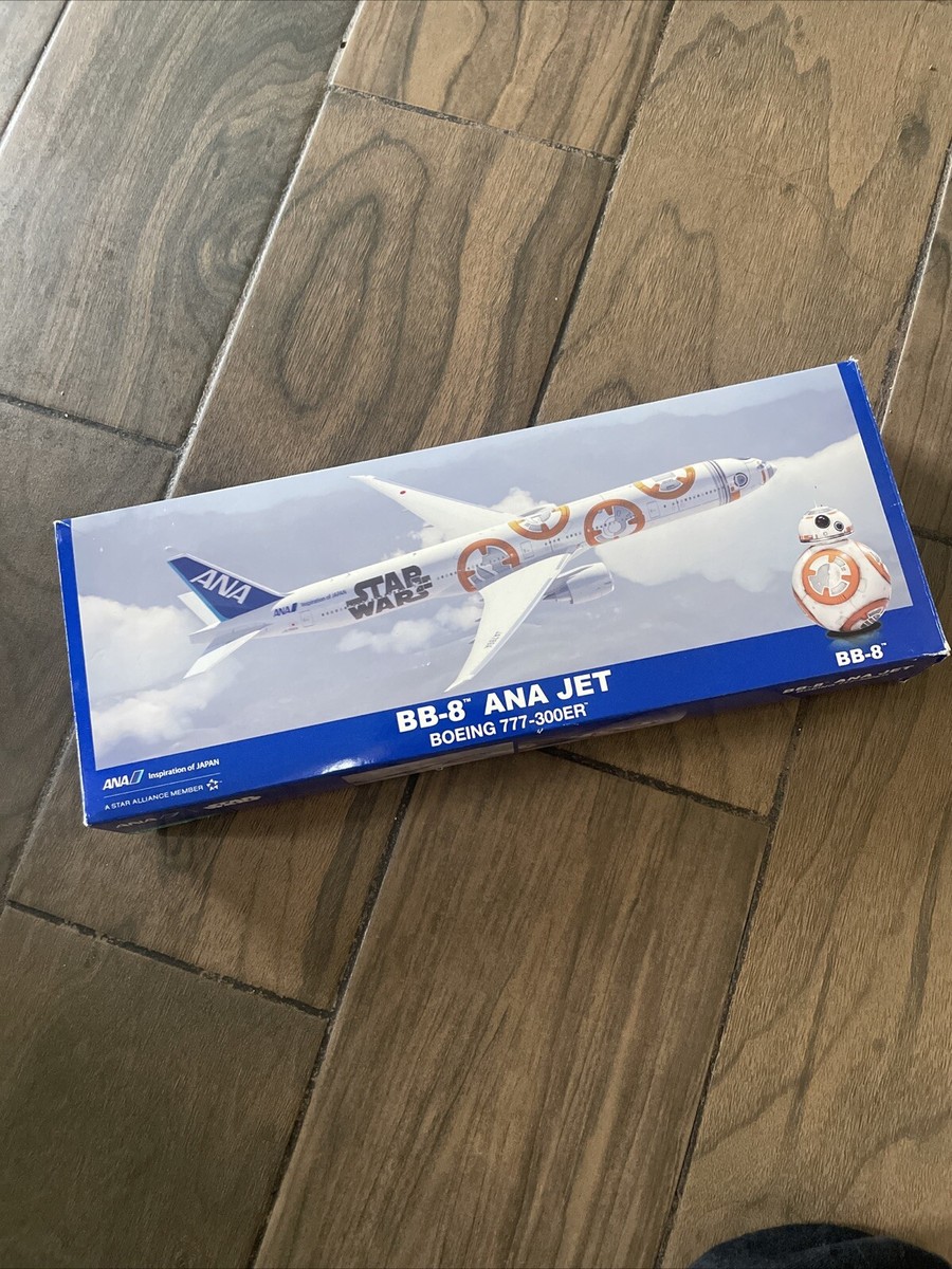 Star Wars BB-8 ANA Jet - Boeing 777-300ER - 1/200 Scale - All